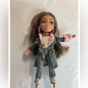 2015 MGA Bratz #SelfieSnaps Selfie Snaps Yasmin Doll